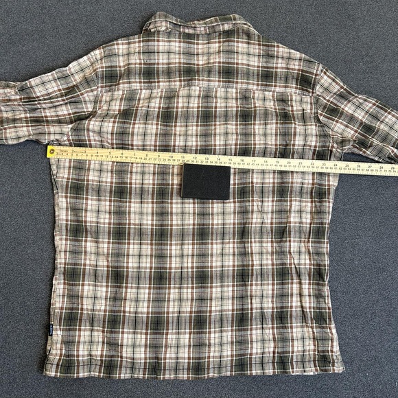 Kuhl Shirt Mens XL Green Plaid Long Sleeve Button Front Outdoor Hiking Casual - Picture 9 of 10